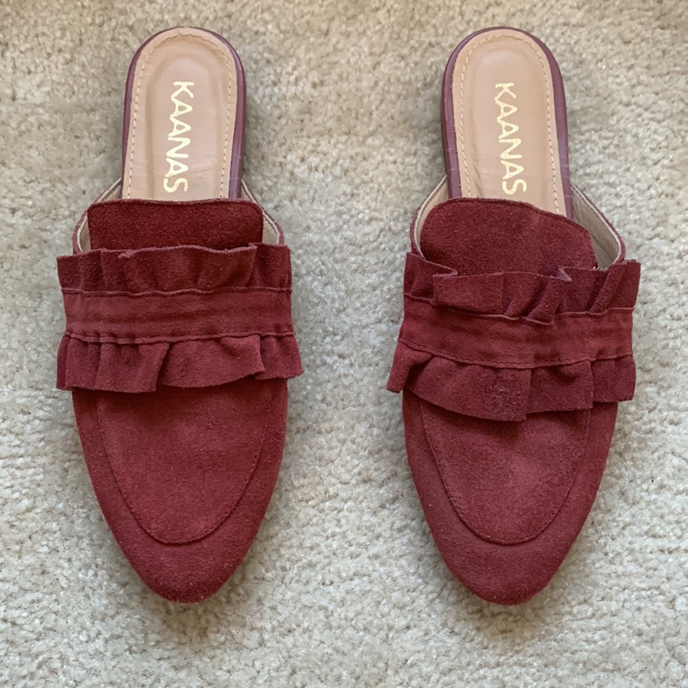 Kaanas Palermo Ruffled Slides - Picture 2 of 5